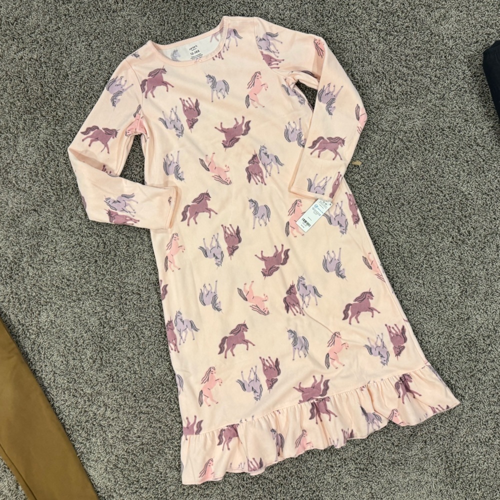 Carters Girls fleece unicorn nightgown, size 12-14